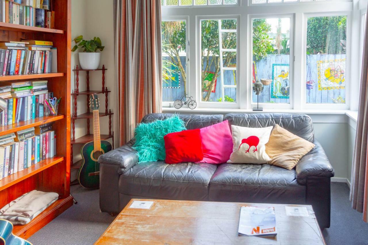 Oaklands Lodgeオークランド エクステリア 写真